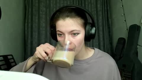 Anny Simpson online show from 02-03-26, 06:11