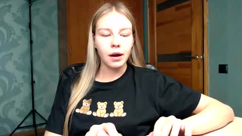 Violetta Ready for any play with you. Hottest show in pvt  Bitcoin 1P8NuZxsaNsQTx7wJJJ7Ao1mic4nvJPVLC online show from 02-10-25, 06:35