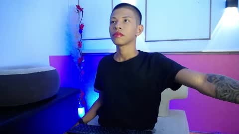 tessachains online show from 12-04-25, 02:21