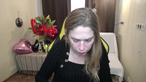 Snapshot of tessadaybreak chatting on 02-22-25, 01:46 tessadaybreak online show from 02-22-25, 01:46