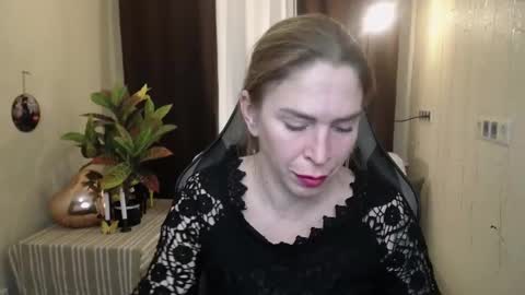 Snapshot of tessadaybreak chatting on 02-27-25, 03:15 tessadaybreak online show from 02-27-25, 03:15