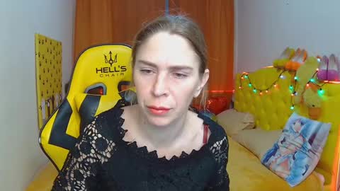 Snapshot of tessadaybreak chatting on 03-01-25, 07:30 tessadaybreak online show from 03-01-25, 07:30