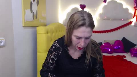 Snapshot of tessadaybreak chatting on 03-04-25, 02:21 tessadaybreak online show from 03-04-25, 02:21