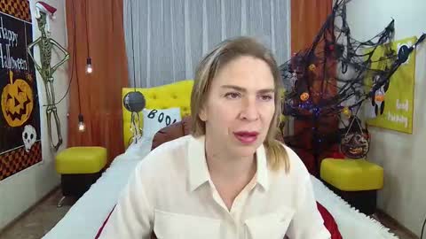 Snapshot of tessadaybreak chatting on 10-13-25, 06:24 tessadaybreak online show from 10-13-25, 06:24