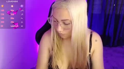 Snapshot of tessawhisnton chatting on 12-06-24, 03:22 Tessy online show from 12-06-24, 03:22