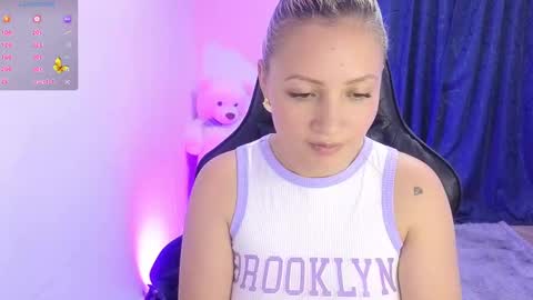 Snapshot of tessawhisnton chatting on 01-09-25, 08:44 Tessy online show from 01-09-25, 08:44