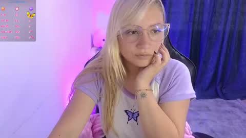 Snapshot of tessawhisnton chatting on 01-23-25, 04:48 Tessy online show from 01-23-25, 04:48