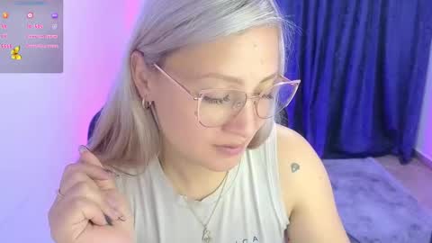 Snapshot of tessawhisnton chatting on 02-12-25, 07:02 Tessy online show from 02-12-25, 07:02
