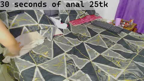 Snapshot of tessayleo_13 chatting on 02-18-25, 11:41 tessa y leo online show from 02-18-25, 11:41