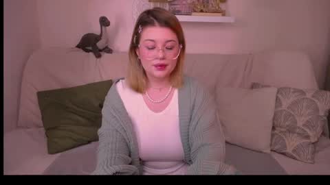 TESSA online show from 01-22-25, 03:31