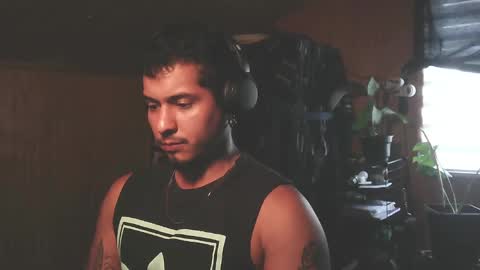 Milo online show from 12-15-24, 06:15