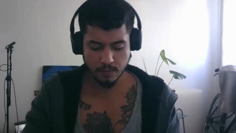 Milo online show from 01-19-25, 02:49