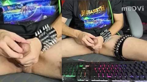 Snapshot of tetsuo343434 chatting on 10-21-25, 11:16 tetsuo343434 online show from 10-21-25, 11:16