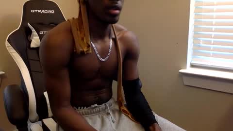 Snapshot of tevvdaren chatting on 10-02-25, 02:46 tevvdaren online show from 10-02-25, 02:46