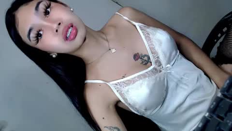 Luna online show from 02-15-25, 02:55