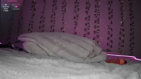 Lanna online show from 02-01-25, 04:56