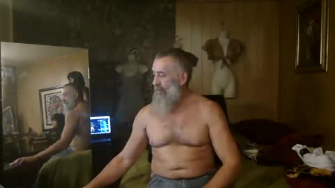 Snapshot of tha_commander69 chatting on 12-30-24, 09:19 tha Commander69 online show from 12-30-24, 09:19