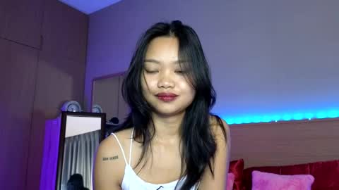 Snapshot of thailand4you chatting on 10-13-25, 03:34 AbbieThai online show from 10-13-25, 03:34