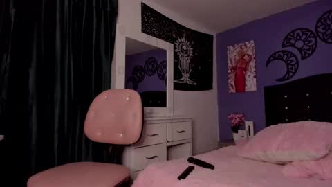 Snapshot of thalassa_root chatting on 03-11-25, 03:48 lui 3 online show from 03-11-25, 03:48