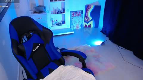 thalia  online show from 10-13-25, 02:06