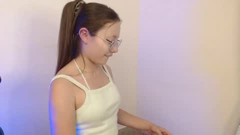  Thalia Anderson  online show from 09-14-25, 02:54