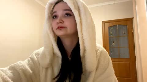 Yumi online show from 02-05-26, 02:22