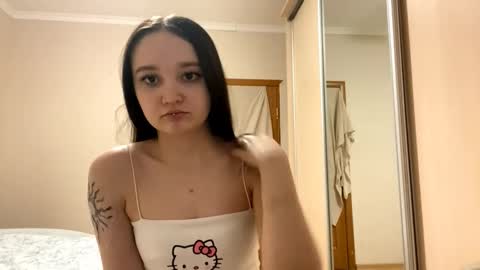 Yumi online show from 02-12-26, 03:07