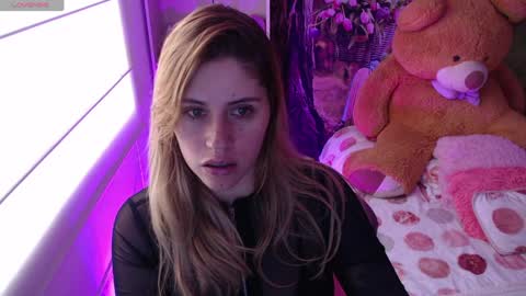   online show from 03-24-26, 06:35