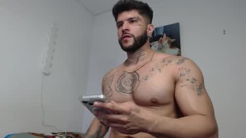 Snapshot of thass_boy chatting on 12-15-25, 02:49 Thass online show from 12-15-25, 02:49