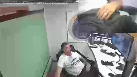 Snapshot of thaterkman chatting on 10-08-25, 02:04 thaterkman online show from 10-08-25, 02:04