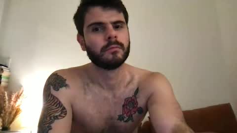 Snapshot of thatfeelsgoood chatting on 11-05-25, 11:05 thatfeelsgoood online show from 11-05-25, 11:05