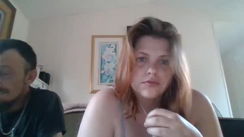 Snapshot of thatgirl4201 chatting on 10-18-25, 09:15 thatgirl4201 online show from 10-18-25, 09:15