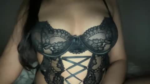 Melanie online show from 11-17-25, 02:17