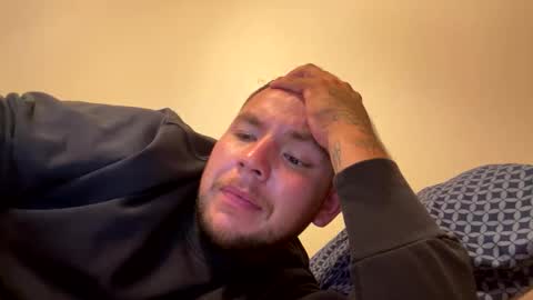 Snapshot of thatguymichael93 chatting on 10-26-25, 08:31 thatguymichael93 online show from 10-26-25, 08:31