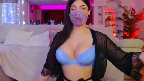 Snapshot of the__sabenna chatting on 02-03-26, 05:18 Madina online show from 02-03-26, 05:18