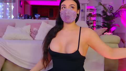 Snapshot of the__sabenna chatting on 02-11-26, 05:29 Madina online show from 02-11-26, 05:29