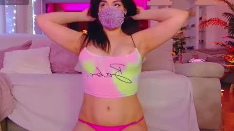 Snapshot of the__sabenna chatting on 03-01-26, 03:58 Madina online show from 03-01-26, 03:58