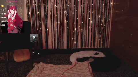 Snapshot of the_crazy_latina chatting on 02-08-25, 12:28 Giovanna online show from 02-08-25, 12:28