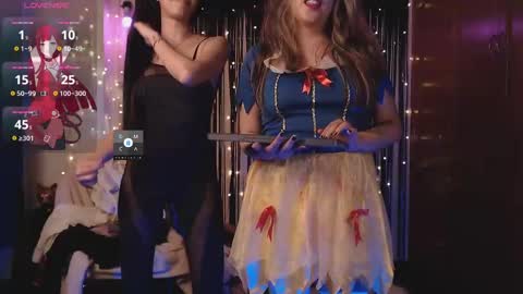 Snapshot of the_crazy_latina chatting on 10-23-25, 02:33 Giovanna online show from 10-23-25, 02:33