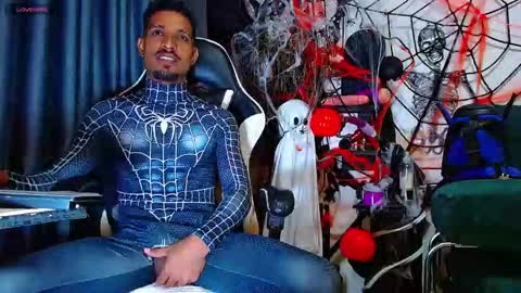 the dog lian online show from 11-01-25, 02:30