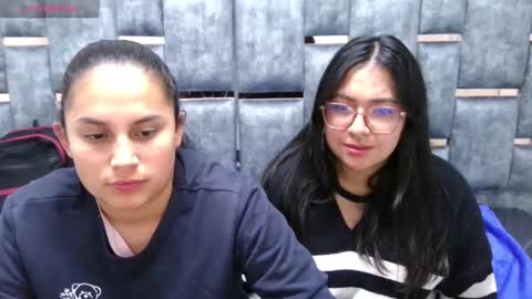 Snapshot of the_hot_twins chatting on 12-14-25, 08:52 the_hot_twins online show from 12-14-25, 08:52