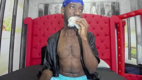 Snapshot of the_master_ricky chatting on 09-29-25, 12:21 Ricky online show from 09-29-25, 12:21