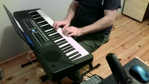 Stephan 34  Cassandra 25 online show from 01-04-25, 07:55