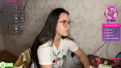 Snapshot of the_princese chatting on 11-28-25, 05:59 Alice online show from 11-28-25, 05:59