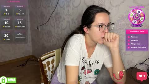 Snapshot of the_princese chatting on 11-30-25, 05:17 Alice online show from 11-30-25, 05:17