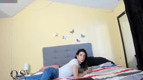 Snapshot of the_queensex chatting on 03-08-25, 12:09 the_queensex online show from 03-08-25, 12:09