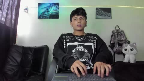 Snapshot of the_weed_guys chatting on 12-20-24, 09:39 Danny online show from 12-20-24, 09:39