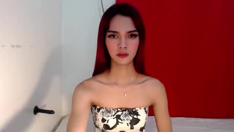 thea121698 online show from 11-02-25, 10:28