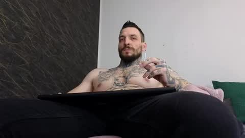 John online show from 02-09-25, 02:18