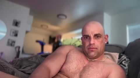 Snapshot of thebuzz777 chatting on 01-26-25, 04:30 theBuzz777 online show from 01-26-25, 04:30